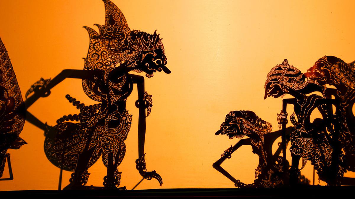 Tradisi Wayang Kulit di Panggung Terbuka: Pesona Seni yang Tak Lekang oleh Waktu
